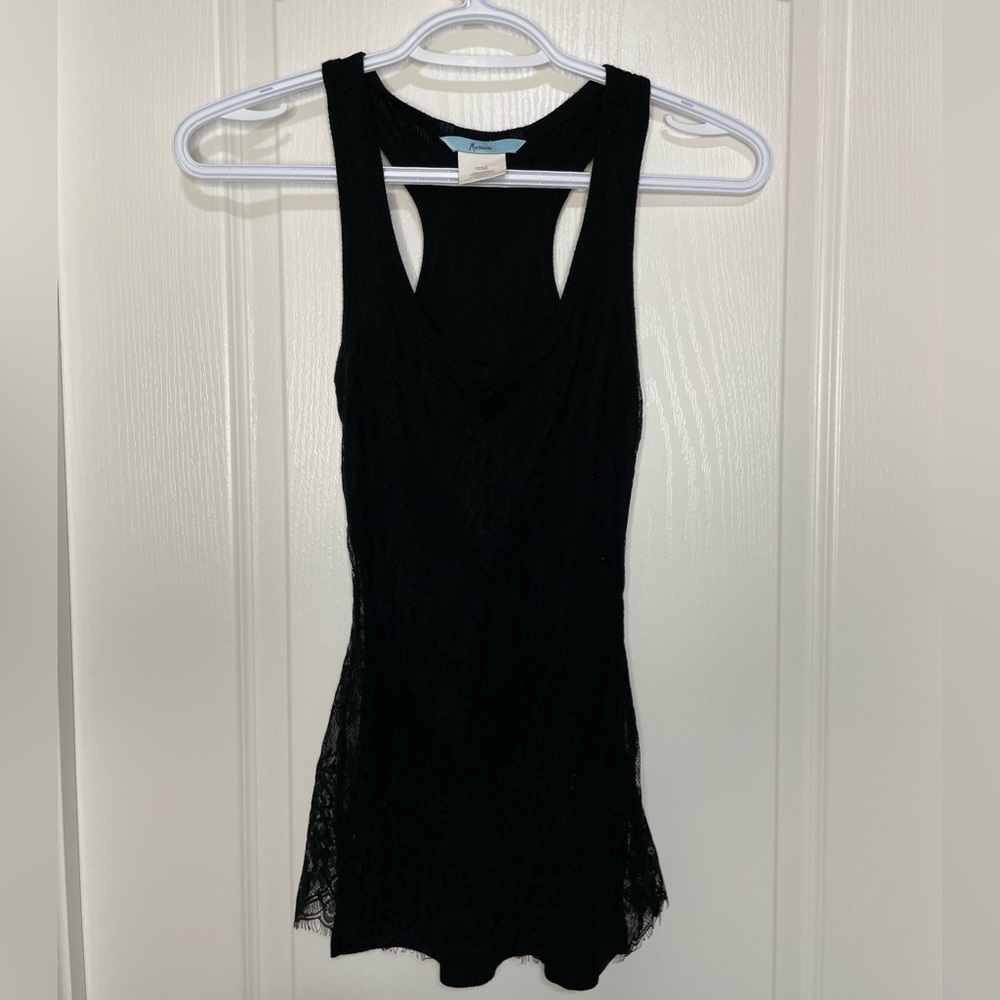 Marciano lace lined top